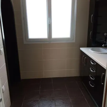 De 170 M2 Aux Portes De 빌라